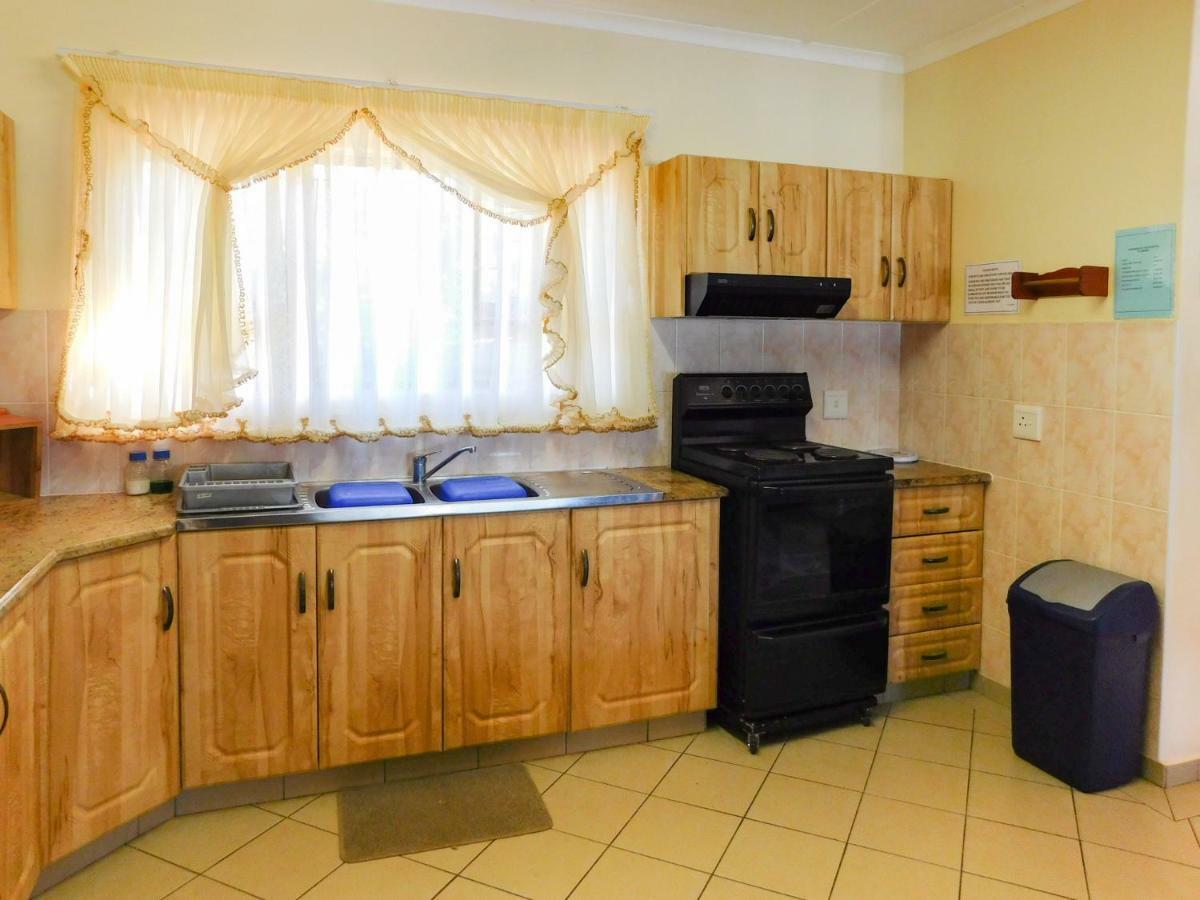 Mama Mia Cottages Oslo Beach ポート・シェプストーン エクステリア 写真