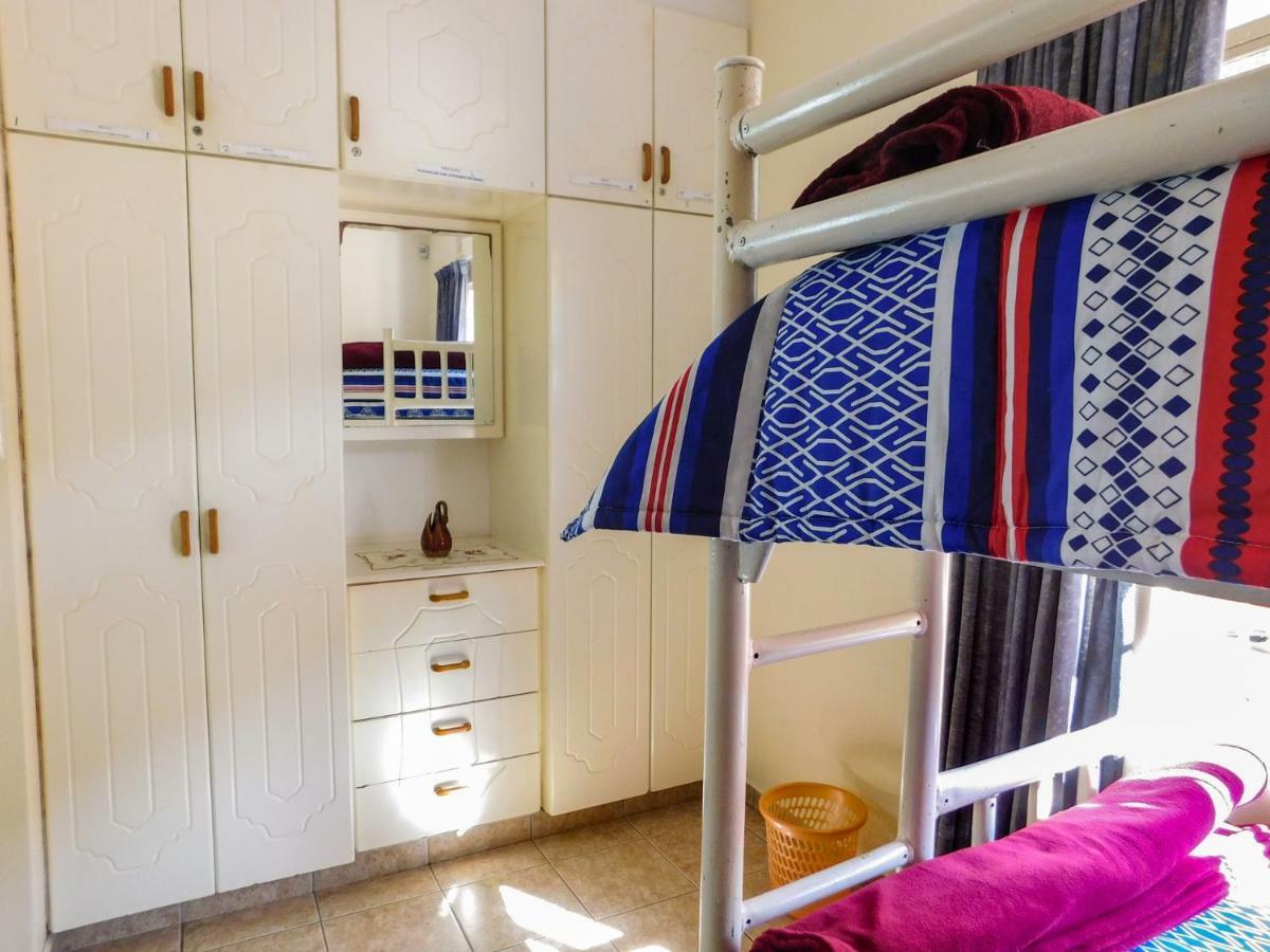 Mama Mia Cottages Oslo Beach ポート・シェプストーン エクステリア 写真