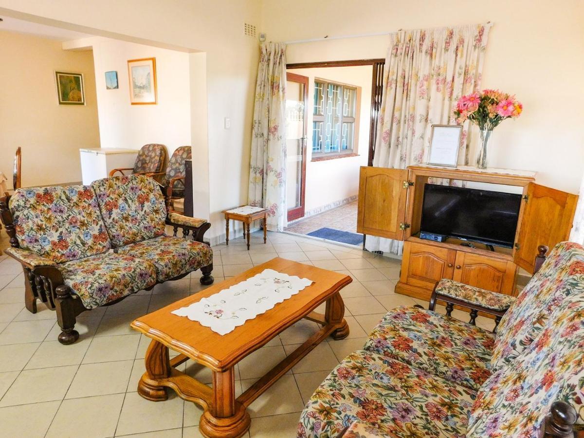 Mama Mia Cottages Oslo Beach ポート・シェプストーン エクステリア 写真